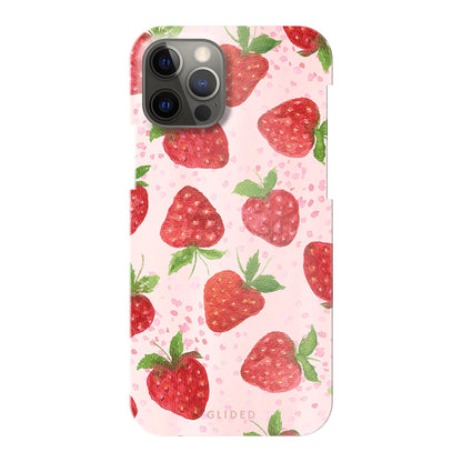 Strawberry Dream - iPhone 12 Handyhülle Hard Case