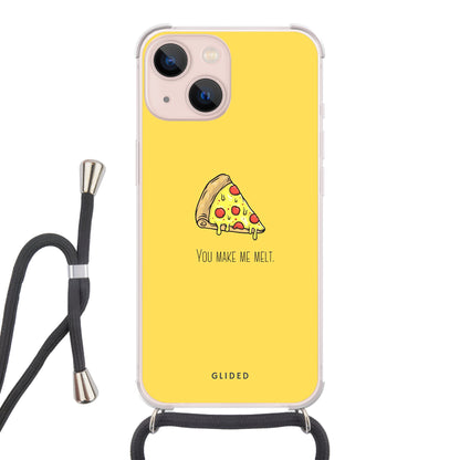 Flirty Pizza - iPhone 13 - Crossbody case mit Band